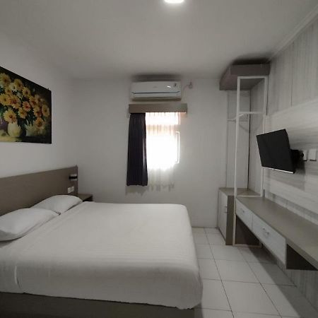 Hotel Syariah Selamat Sukabumi Bagian luar foto