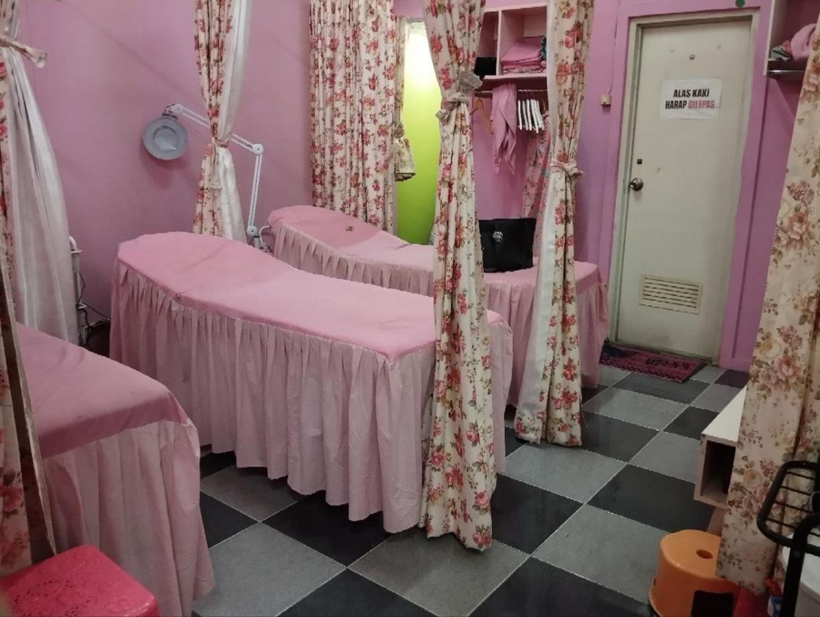 Hotel Syariah Selamat Sukabumi Bagian luar foto