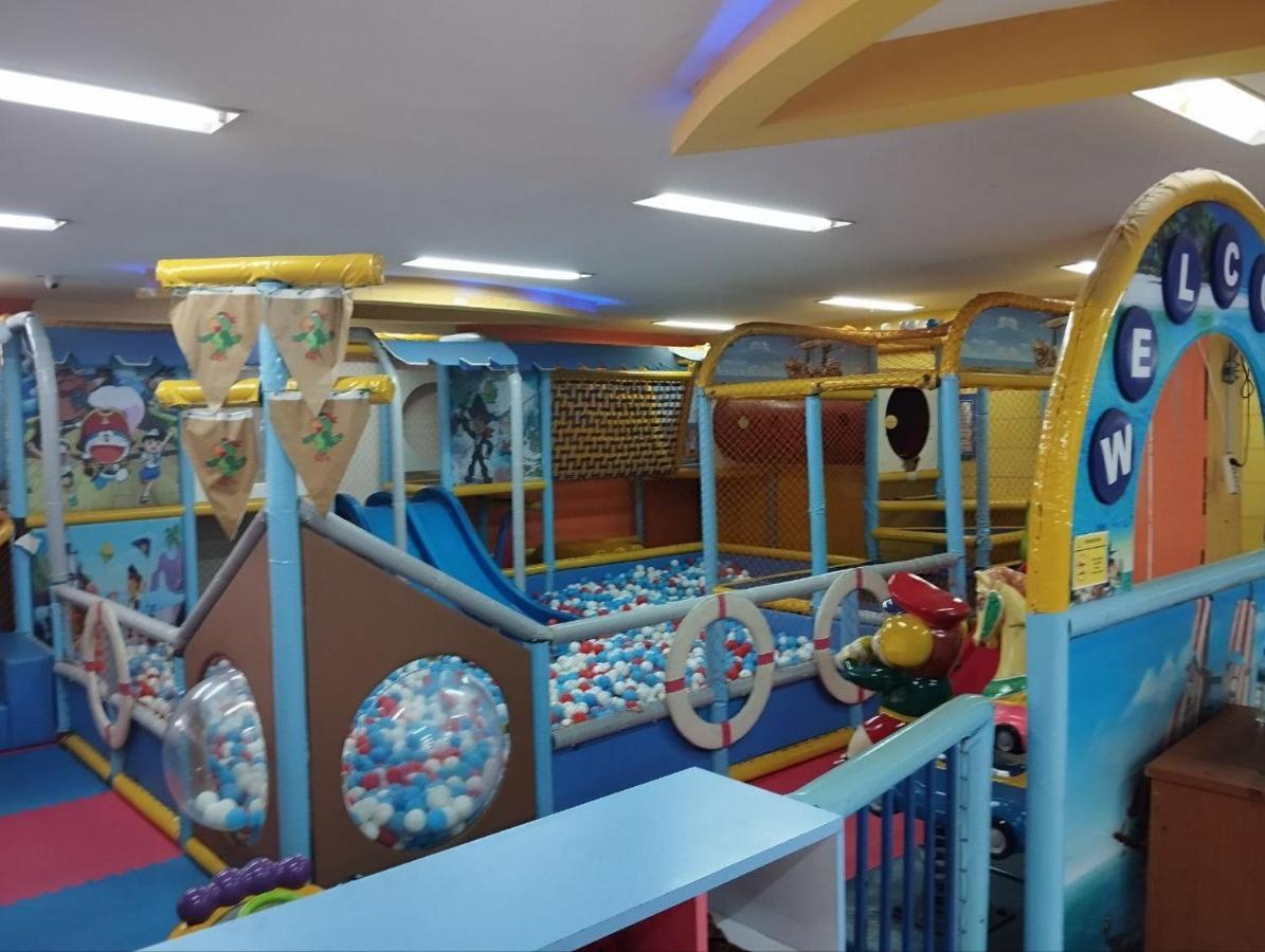 Hotel Syariah Selamat Sukabumi Bagian luar foto