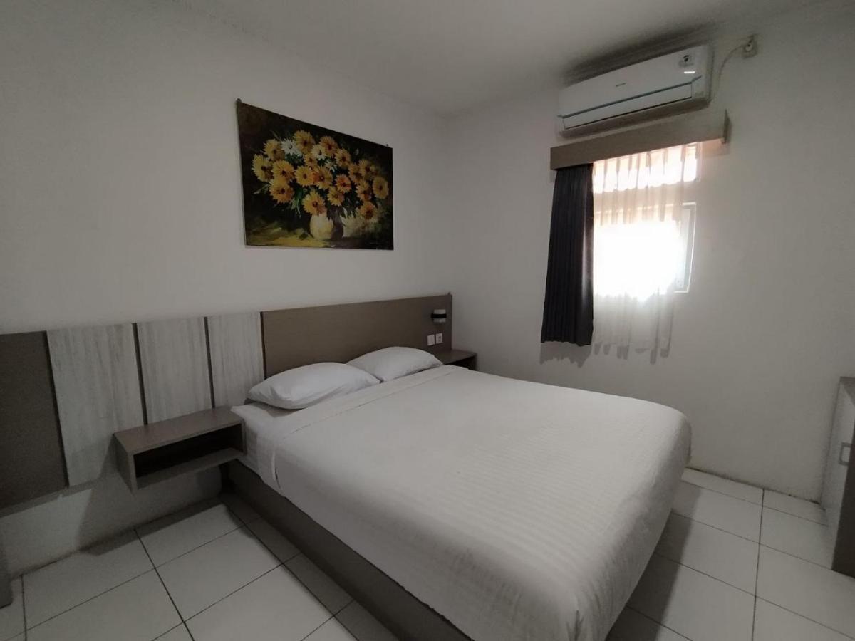 Hotel Syariah Selamat Sukabumi Bagian luar foto